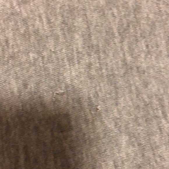 🎀3 for 30🎀 BCBG Asymmetrical Shirt - Picture 5 of 6